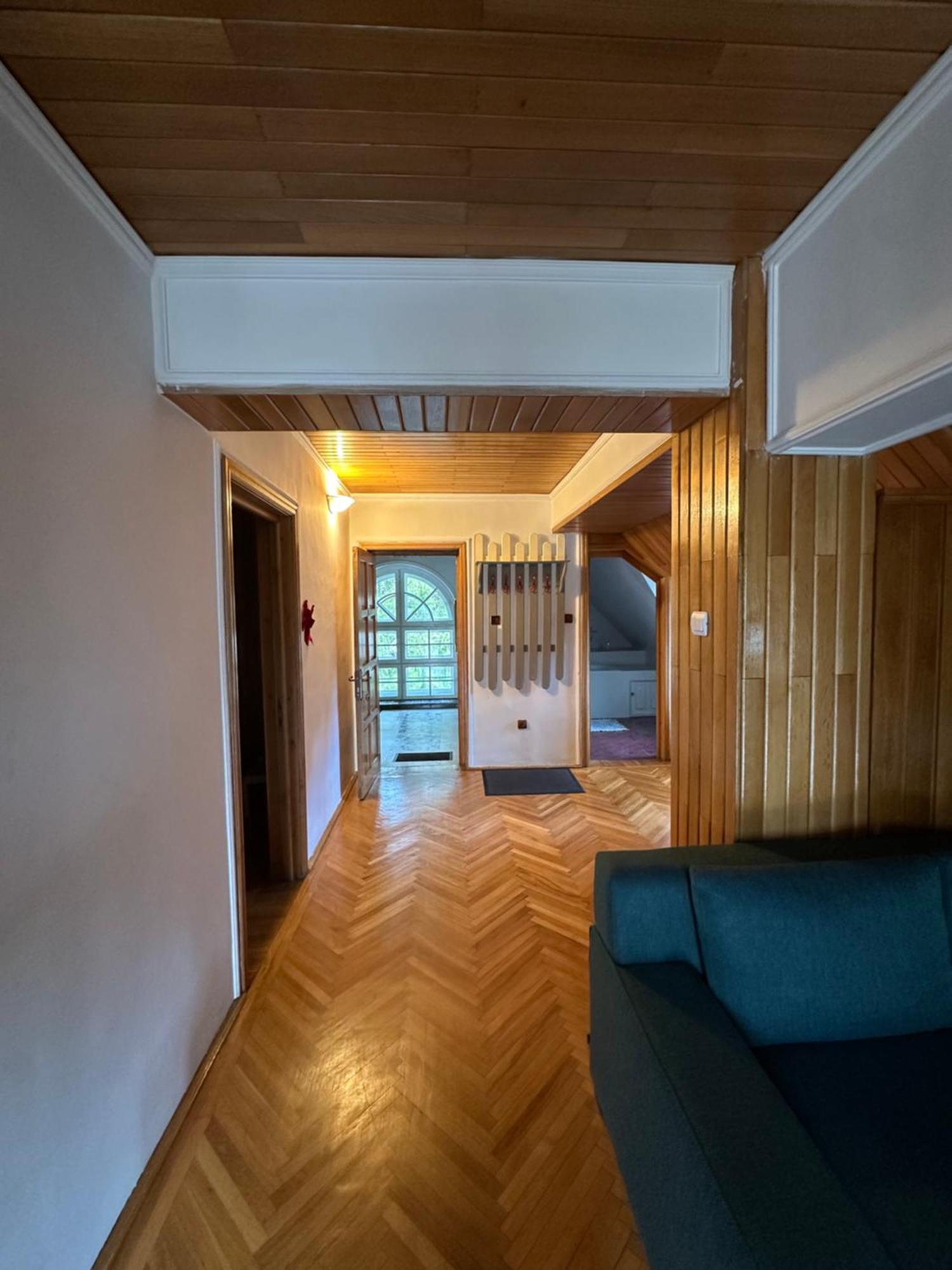 Pine Peak Apartments Predeál Kültér fotó