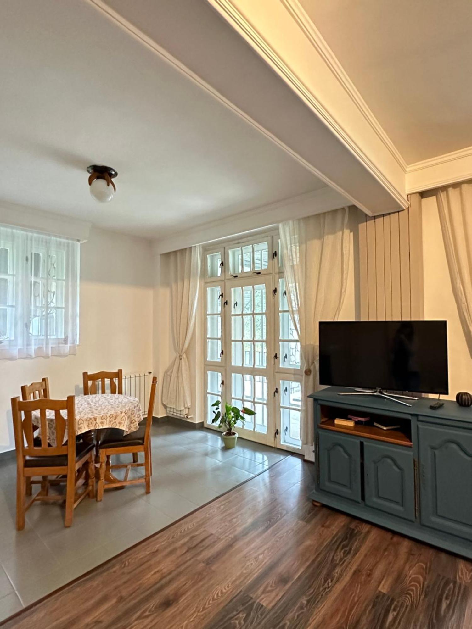 Pine Peak Apartments Predeál Kültér fotó